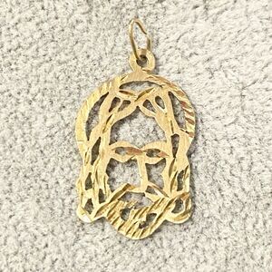 Vintage Jesus Head 14k Yellow Gold Diamond Cut Pendant Christmas Holiday